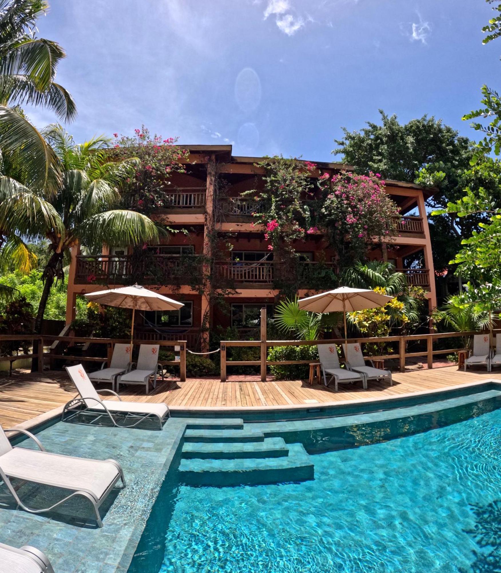 Hotel Posada Seremein ,West Bay ,Roatan Eksteriør bilde